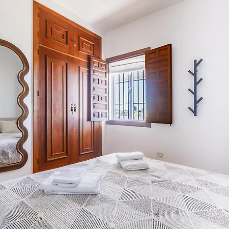 Villa Tamarindos - Stunning With Private Pool & Outside Space- Lual