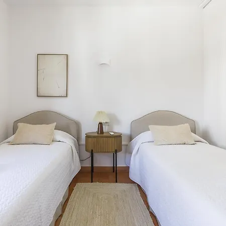 Villa Tamarindos - Stunning With Private Pool & Outside Space- Lual